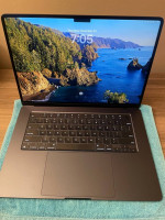15 inch MacBook Air (M2) Midnight color. 2023.
