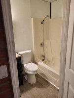 FRESHLY RENOVATED STUDIO ~ 1 BATH APT + AVAILABLE FOR RENT@@