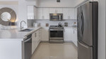 3 bedroom, W/D in Apartment, Boutique Building