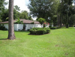 2/1 Bdr Apt with Private Patio