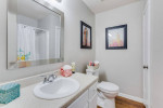 Amazing views, spacious 1 bed / 1 bath, great amenities, 720 sq ft