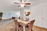 Gorgeous 3 bed / 2 bath! 1098 Sq Ft! Must see!