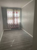 Newly Renovated 2 bedroom With Amazing Natural Light !!!