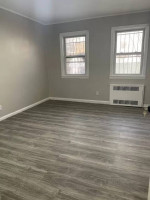 Newly Renovated 2 bedroom With Amazing Natural Light !!!