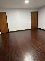 Minutes to NYC!! Passaic2 bed/1 bath Apt with hardwood floors !!!