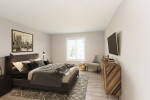 ~ Newly Renovated Luxurious 2bed Apartment! Great Area in Glenview!
