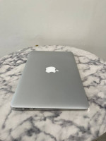 MacBook Air "Core i5" 1.6 11" (Early 2015) 8GB, 128GB "H90892"