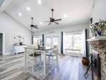 1/BD, Laundry Facilities, Off Street Parking