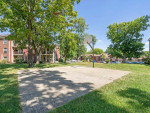 1/BD, Laundry Facilities, Off Street Parking