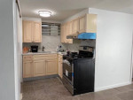 1fl. 2bed Apt (All Utilities/ Laundry/ Parking/ Backyard/ Cat)+ Train