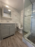 1fl. 2bed Apt (All Utilities/ Laundry/ Parking/ Backyard/ Cat)+ Train