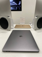 MacBook Pro 15-Inch "Core i7" 2.8 Touch/Mid-2017, 16GB, 256GB SSD