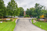 2 bedroom, Close to Restaurants, Bright Windows