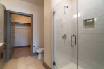 Gorgeous 1 bed / 1 bath! 750 Sq Ft! Must see!