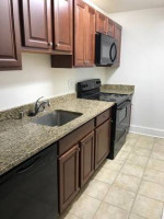 DELUXE upgrade, DUPLEX, W/D, D/W, microwave, hardwoodDEL, central HVAC