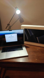16in MacBook Pro M2 (1 TB, 32GB RAM)