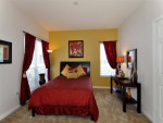 Exquisite courtyard, garden-style 2 BR apartment in Atlanta