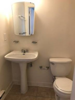 2BR/2Bath Apartment - Steps from Hopkins Shuttle!!