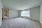 Available for immediate move in! 2B1B! 2nd floor!