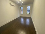 Sleek 3-Bed Urban Retreat! 🌆🔑