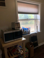 Remodeled 2 Bed apt. W/Parking, WiFi, Laundry & Storage - Great Block!