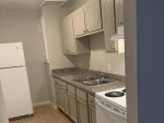 Pet Friendly, Patio/Balcony, Hardwood Flooring, Air Conditioning