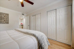 Off Street Parking, Laundry Facilities, Pet Friendly