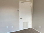 Laundry Facilities, Pool, Clubhouse, Fully Equipped Kitchen