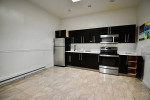 Renovated Apartment Near Public Transit! ๐๏ธ๐
