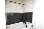 Renovated Apartment Near Public Transit! ๐๏ธ๐