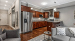 Sweeping City Views, 24/7 Concierge, Lounge