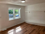 *NEW LOVER MODERN 1 MONTH FREE AND NO BROKERS FEE AVAILBLE HOME**