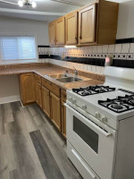 Grant Park basement apartment 1/1