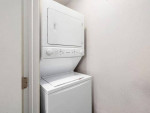 Hardwood Floors, Washer/Dryer, Seasonal Pool, Fully Equipped Kitchen