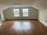 3rd floor, large one bedroom APARTMENT FOR RENT