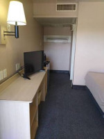 Comfortable Rooms At A Comfortable Prices! Pet Friendly!