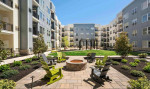 Luxury apartment with gym, pool and more!!