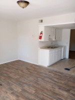 agi-1Bdrm--SEE IT TODAY--FREE APP--FREE WATER--3 mins-Walmart