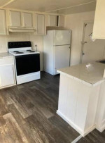 Separate entrance--4200 University Ave---1bed--1bath---Modern Kitchen!