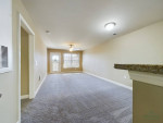Renovated spacious two-bedroom apartment home 1570-M