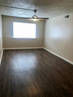 Cozy One Bedroom! APPLY ONLINE TODAY!
