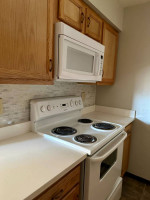 Come See What Wellington Square Has to Offer