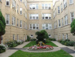 Spacious Apartments  (Chicago-Edgewater)