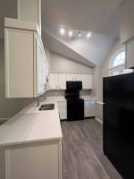 Amazing views and serene living can be yours! 1 Bd, 1 Ba, 780 SqFt!