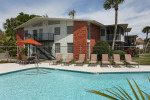 No car? No problem! Great community near transit lines! 1 bed/1 bath