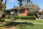 No car? No problem! Great community near transit lines! 1 bed/1 bath