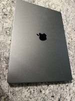 2021 Macbook Pro 16" M1 Pro Max 64gb ram 32 core gpu 1tb/flawless