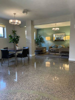 Beautiful Studio Layout, Tons of Light. Call for a Tour!
