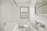 Why Lincoln Park 2nd 3rd mo FREE, Lakeviews, Doorman, Garage, Gym
