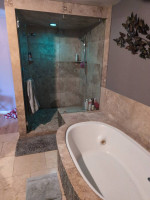 3 bed 4bath